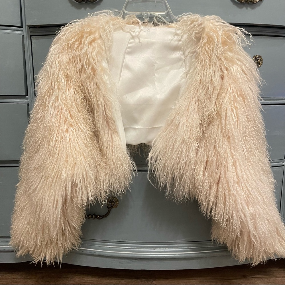 Vtg Unbranded Cropped Coat Jacket Curly Cream Fur Bohemian Fluffy Cozy Retro 70s
